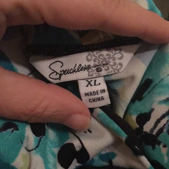 Floral halter style summer dress - Picture 4 of 4